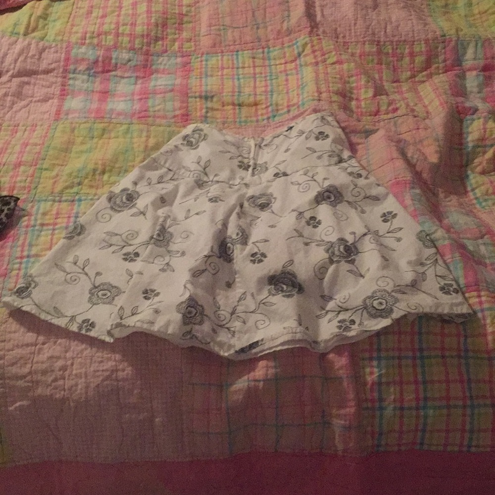 Girls skirt